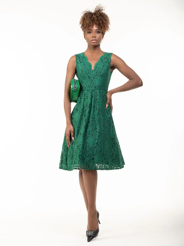 Scalloped V Neck Lace Prom Dress, Green