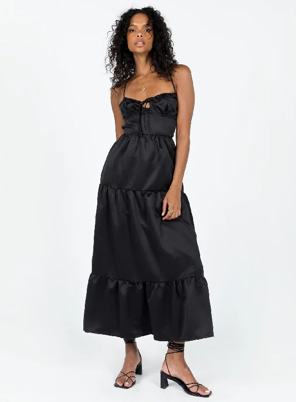 Kuzen Maxi Dress Black