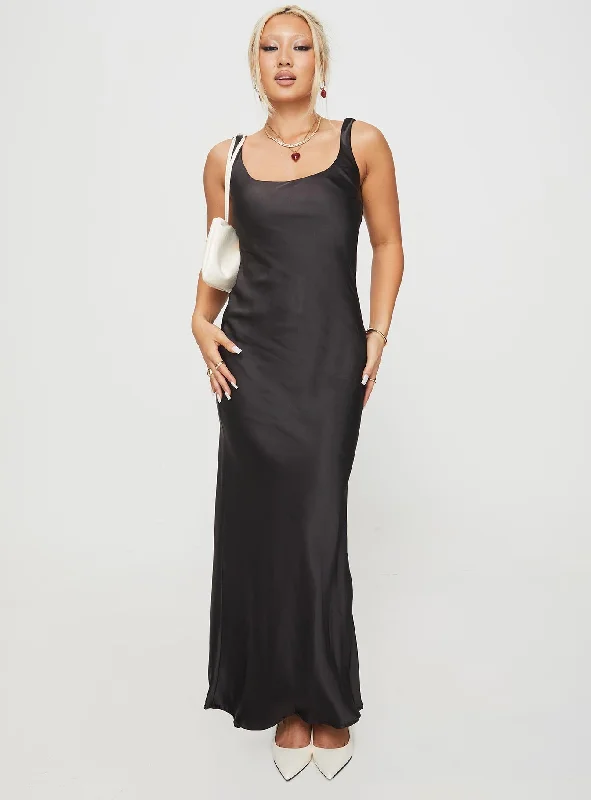 Penelopy Bias Cut Maxi Dress Black